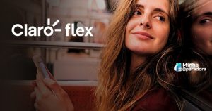 Claro Flex - menina com celular