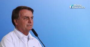 Bolsonaro-deve-liberar-atuacao-da-Huawei-no-Brasil