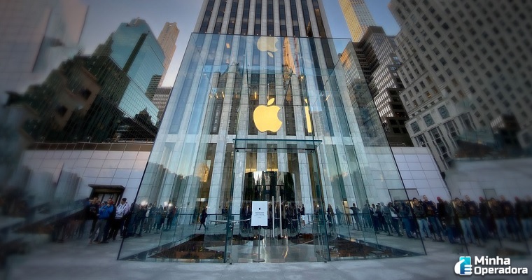 Apple fecha suas lojas em Nova York por aumento de casos de covid