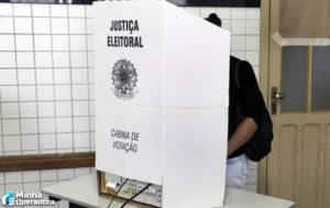 TSE-proibe-o-uso-de-celular-na-cabine-de-votacao-no-dia-das-eleicoes