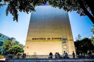 Ministério da economia defende norma 4